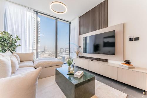 Prime 1BR, Few minutes Drive to Burj Khalifa and Dubai Mall - Sobha Hartland The Crest Tower C by Deluxe Holiday Homes
