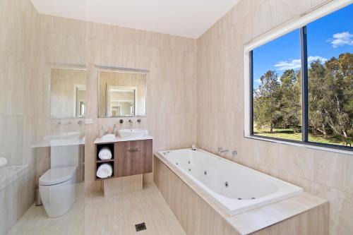 Gallery image of Ana Mandara Luxury Retreat in Port Macquarie