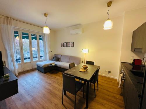 Cassala 45 - Appartamento di design ristrutturato, 2 camere, Navigli Milano