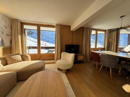 Appartement neuf et cosy les Tommeuses vue splendide, sur piste, Tignes Val Claret