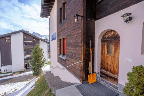 Kleewasu Apartment