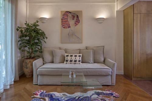 Cozy Boutique 1BR Apt in Mets, near Kallimarmaro