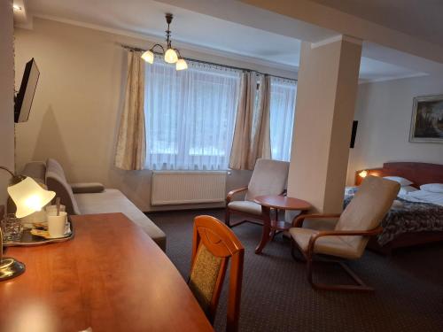 Khu vực ghế ngồi tại Hotel Diament