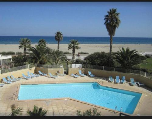 Le Sublime 5eme Terrasse VUE MER PISCINE avec CLIMATISATION PARKING Privé Wifi Linge et Ménage de Fin de Séjour Compris