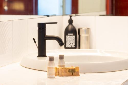 Chic Top Floor Studio in Central Milan