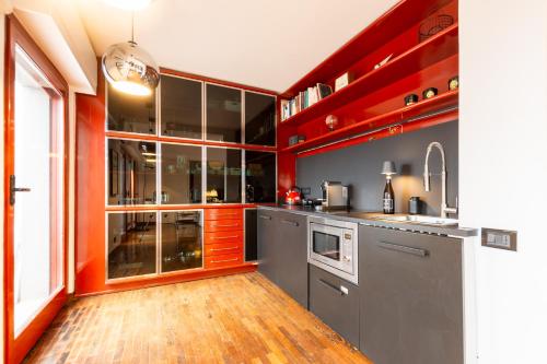 Chic Top Floor Studio in Central Milan