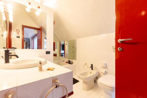 Chic Top Floor Studio in Central Milan