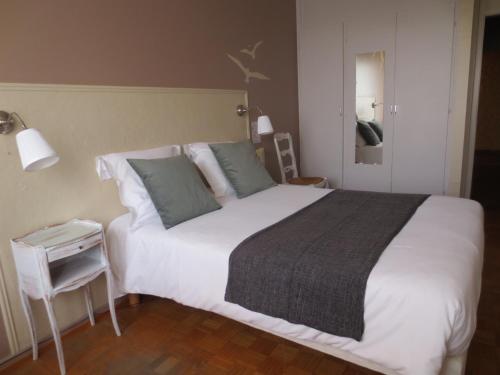 Afbeelding uit fotogalerij van Logis L'Auberge du Gros in Silly-sur-Nied