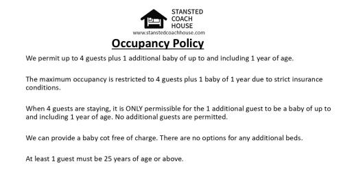 Chứng chỉ, giải thưởng, bảng hiệu hoặc các tài liệu khác trưng bày tại Stansted Coach House - Apartment Hotel