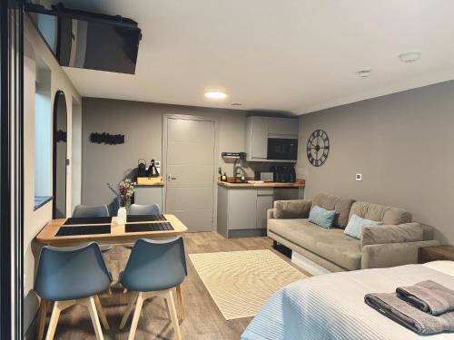 Kuchyň nebo kuchyňský kout v ubytování Uno Carbis Bay - Luxury Serviced Accommodation