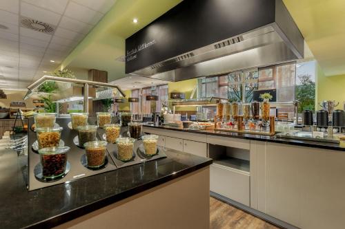 Mad på hotellet eller i nærheden