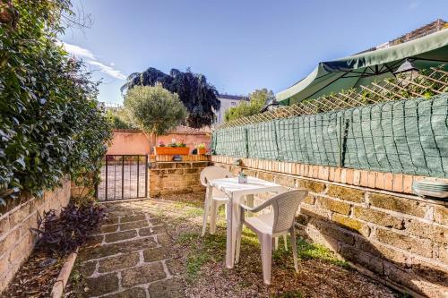 Charming Apartment with Garden, Parking & Metro