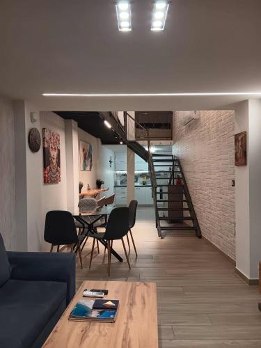 Loft of e-smile FAMILY