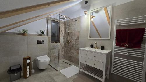 Et badeværelse på Cabana Murmur de Padure