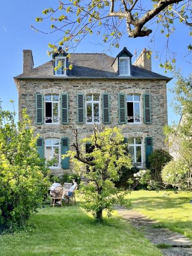 La Belle aux Volets Verts - Elegante Maison