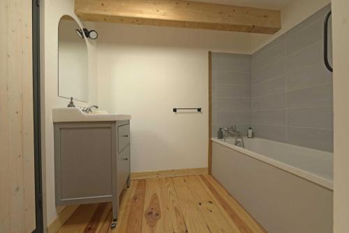 Phòng tắm tại La maison du merle bleu