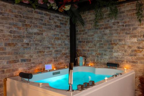 Au spa de LLea Suite rétro photo 15