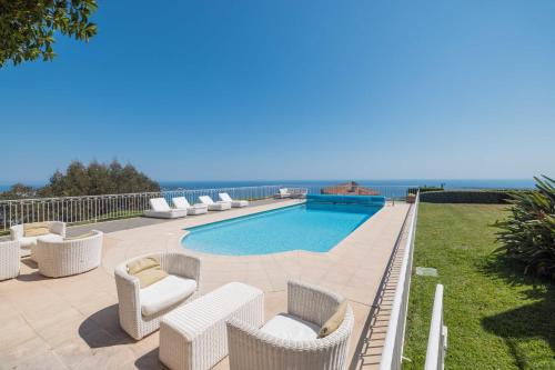 REF 2183 - Cannes - Sea view villa for rent
