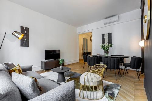 A1# 8people # 4Bedrooms # Wagram # AC # Paris 8