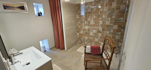 Et badeværelse på La surprise des jumelles