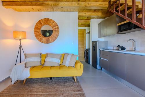 Køkken eller tekøkken på Loft Moderno a Pasos de la Playa con Piscina by Caribbean Paradise Rentals