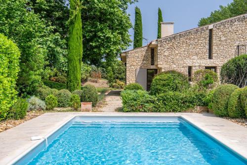 Magnifique villa au coeur de la campagne de Gordes