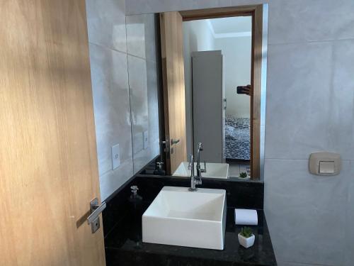 Et badeværelse på Ibiza Inn Suítes Uberaba