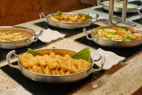 Đồ ăn tại/gần resort