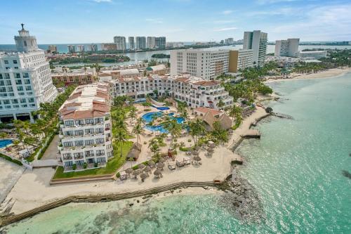 an aerial view of a resort on the beach at Fiesta Americana Cancun Villas in Cancún