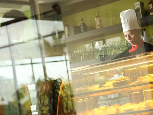 Gæster der bor på Novotel Manado Golf Resort & Convention Center