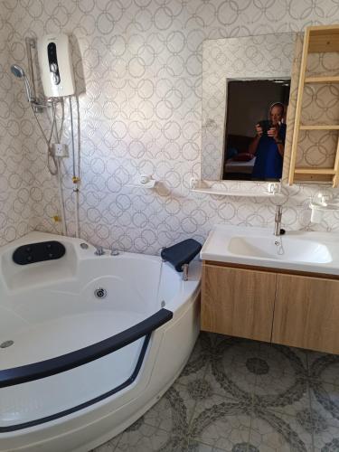 ห้องน้ำของ Mariama's apartment