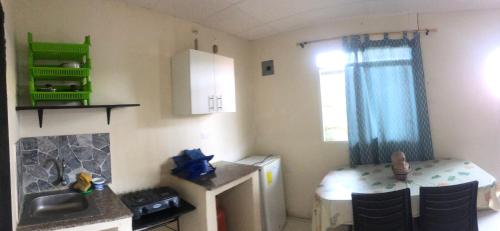 Køkken eller tekøkken på Hospedaje Maluli 02