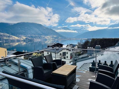 Penthouse Mountain and Lake View, terrace, AirCondition, incl Summer Card