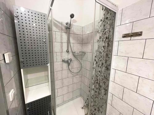 Cosy Apartment near Metro & Center
