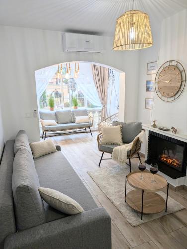 1 line Los Locos beach Apartment Hola Costa Blanca