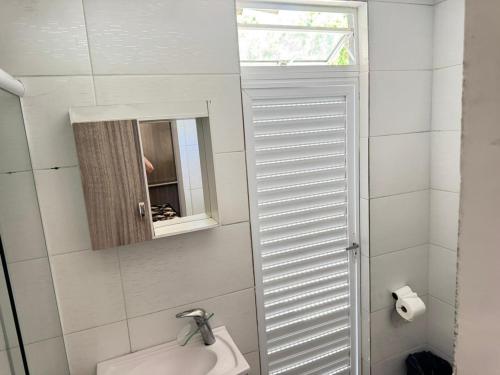 Billede fra billedgalleriet på Casa para temporada com piscina i Porto Belo