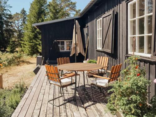 Zahrada ubytování Military Residence By The Sea In Northern Gotland