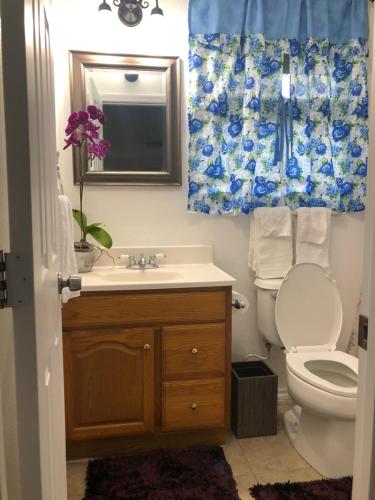 Phòng tắm tại The Gray House