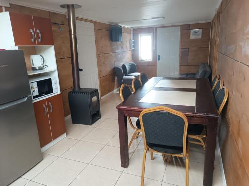 Kuchyň nebo kuchyňský kout v ubytování Cabaña Renacer a 10 min del aeropuerto