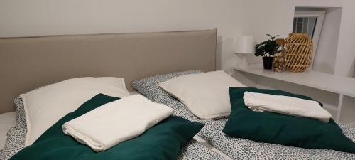 Economic flat near the Synagogue