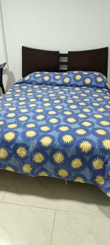 En eller flere senge i et værelse på Villa Adelaida