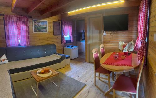 Afbeelding uit fotogalerij van Vikendica Fenix 29 in Ljubovija