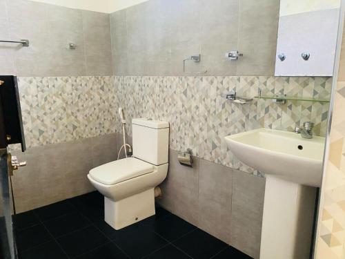 Et badeværelse på The Paramount Lodge