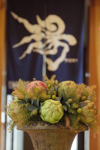 ゲストハウスの敷地内または近くでの食事または食べ物