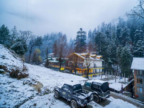 The Hosteller Jibhi trong mùa đông