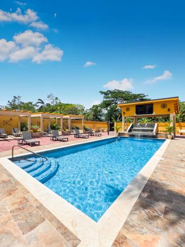 Swimmingpoolen hos eller tæt på Sweet Palm Villa - Spacious luxury villa with pool and Beach oasis