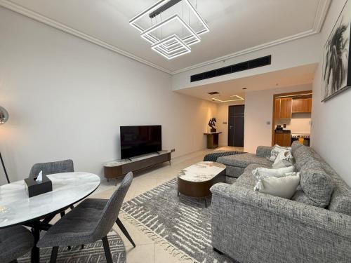 Gallery image of Trinity Holiday Homes - Sheikh Zayed Road Right Next to Financial Center Metro Station Exit 1 in Dubai