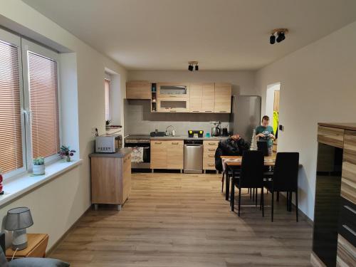 Køkken eller tekøkken på APARTMÁN KATKA Liptovský Mikuláš