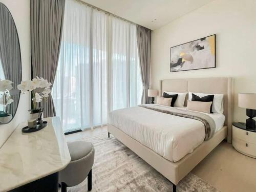 Binghatti Phantom's Elegant 1BR with Private Pool!
