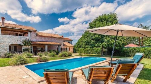 Villa Tancabelka by Villas Guide